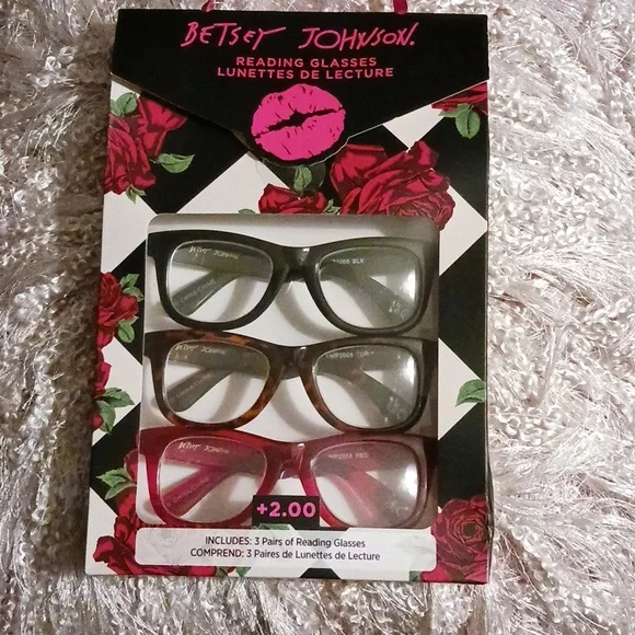 Betsey Johnson | Accessories | Betsey Johnson Reading  display picture 2